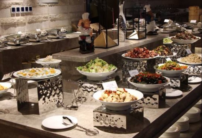 בית מלון כפרי Queshan Lake Arcadia Intl Resort