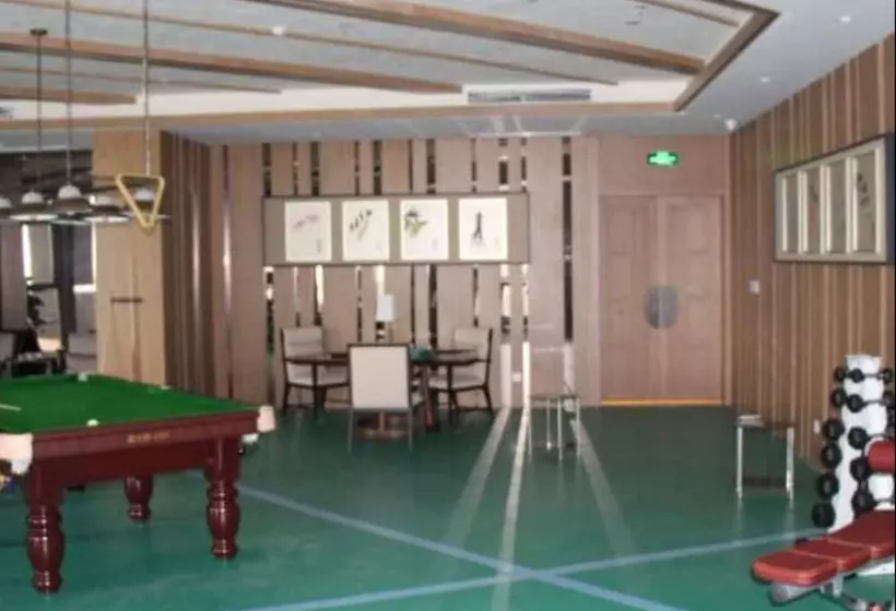 ホテル Queshan Lake Arcadia Intl Resort