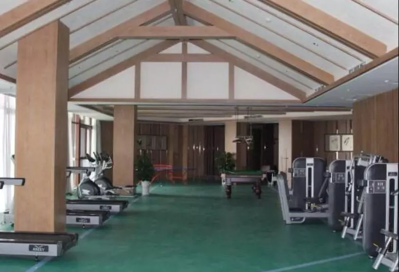 ホテル Queshan Lake Arcadia Intl Resort