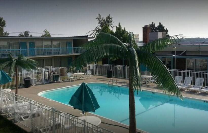 فندق Ridge Crest