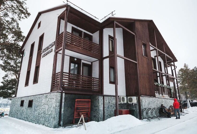 ホテル Ski Resort Manzherok