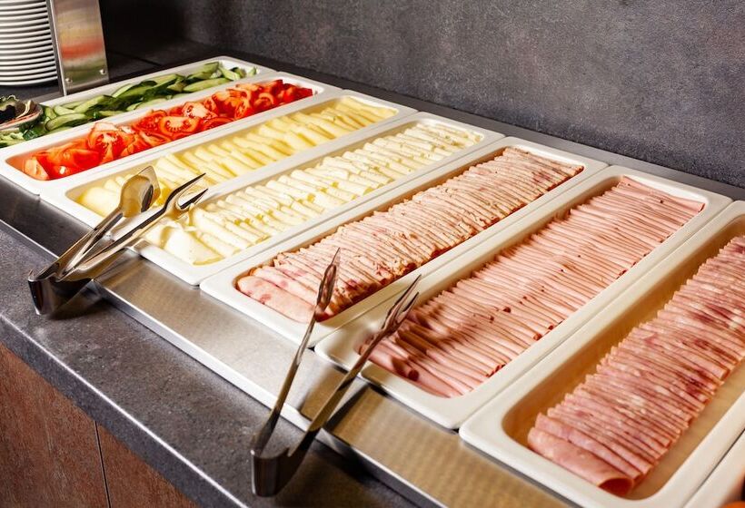 ホテル Ski Resort Manzherok