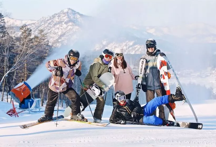 ホテル Ski Resort Manzherok