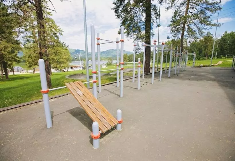 ホテル Ski Resort Manzherok