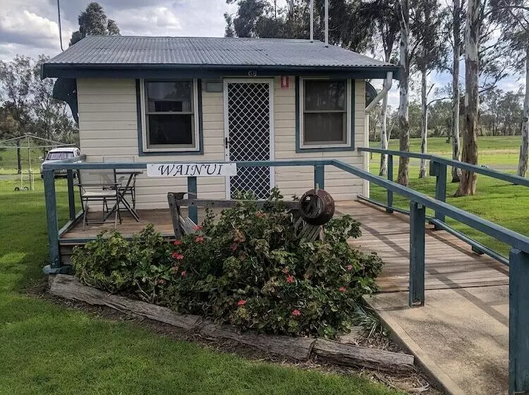 Hotelli The Woolshed At Jondaryan   Campsite