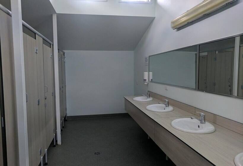 ホテル The Woolshed At Jondaryan Campsite