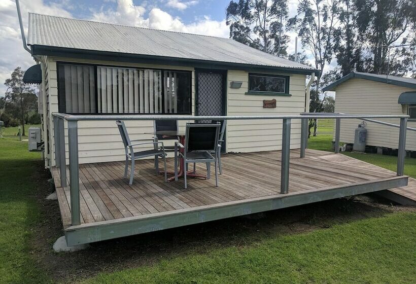 ホテル The Woolshed At Jondaryan Campsite