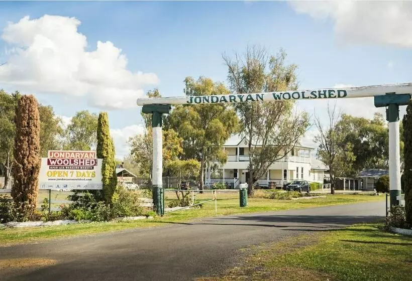 Hotelli The Woolshed At Jondaryan   Campsite