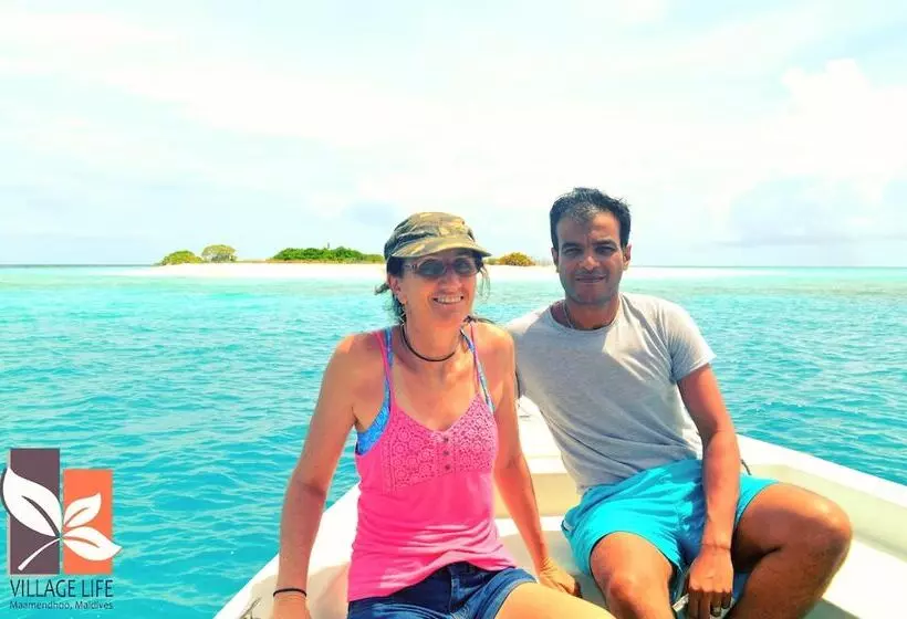 Hotelli Village Life Maldives
