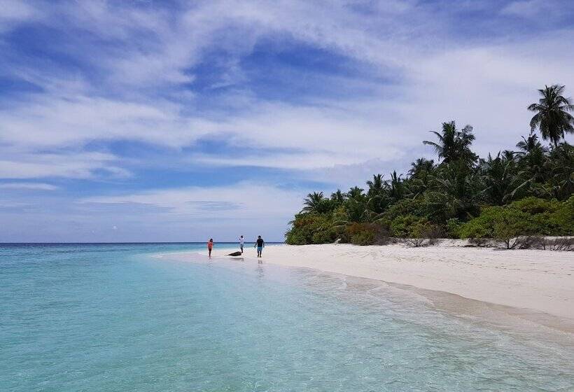 هتل Village Life Maldives