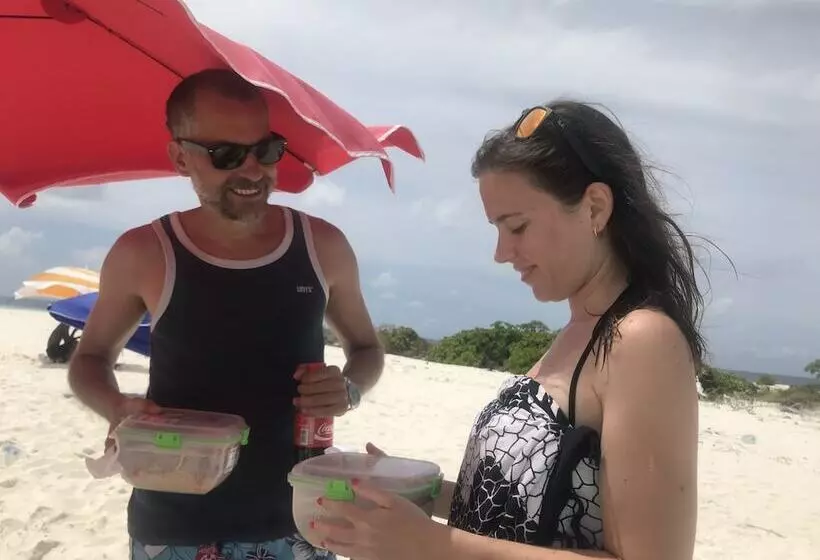 Hotelli Village Life Maldives