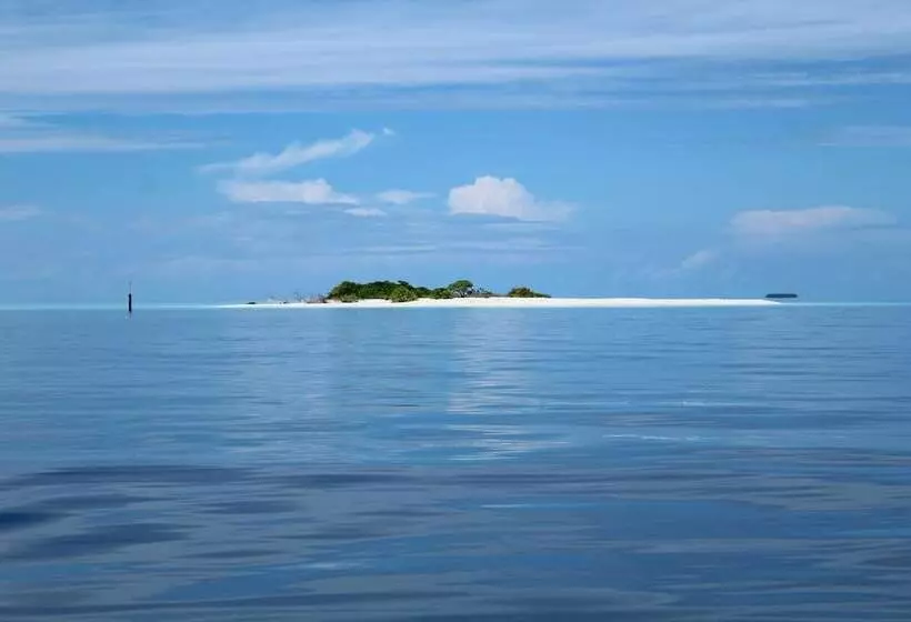 Hotelli Village Life Maldives