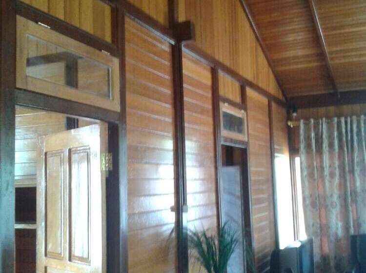 펜션 Tanta Moon Luxury Villas Siladen Island