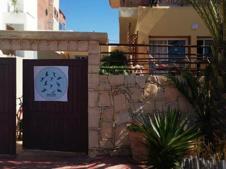 بنسيون Travel Surf Morocco