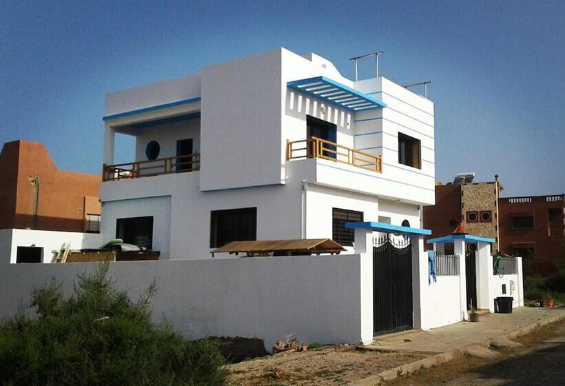 بنسيون Travel Surf Morocco