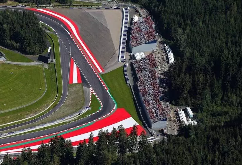 Majatalo Zimmer Ferienwohnung Yassi