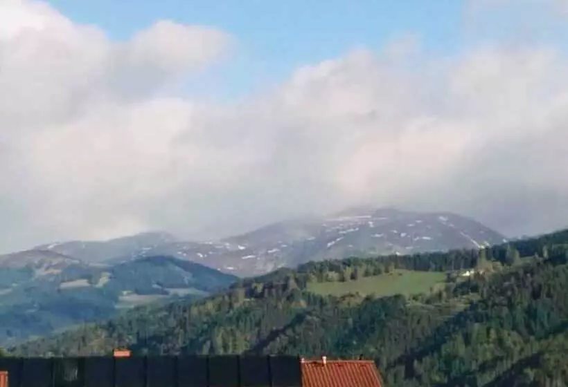 Majatalo Zimmer Ferienwohnung Yassi