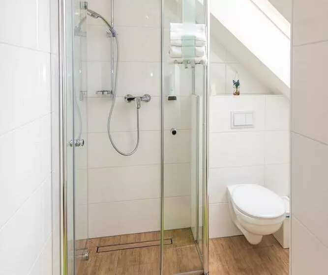 Majatalo Zimmer Ferienwohnung Yassi