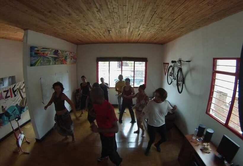 Szálló Rollinkeepers House