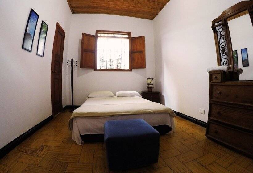 Szálló Rollinkeepers House