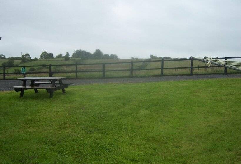 Valleylodge Farm Hostel