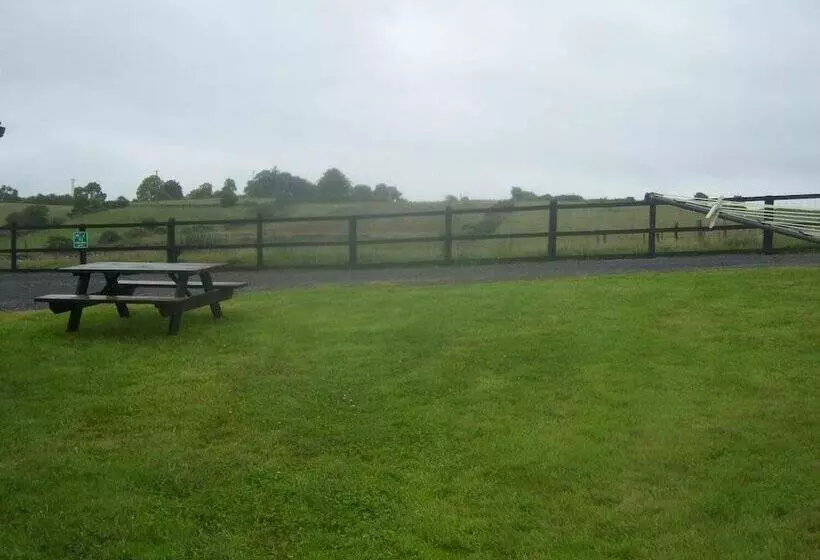 Valleylodge Farm Hostel