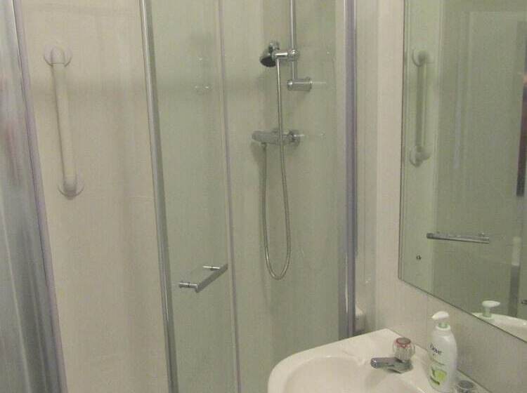 Valleylodge Farm Hostel