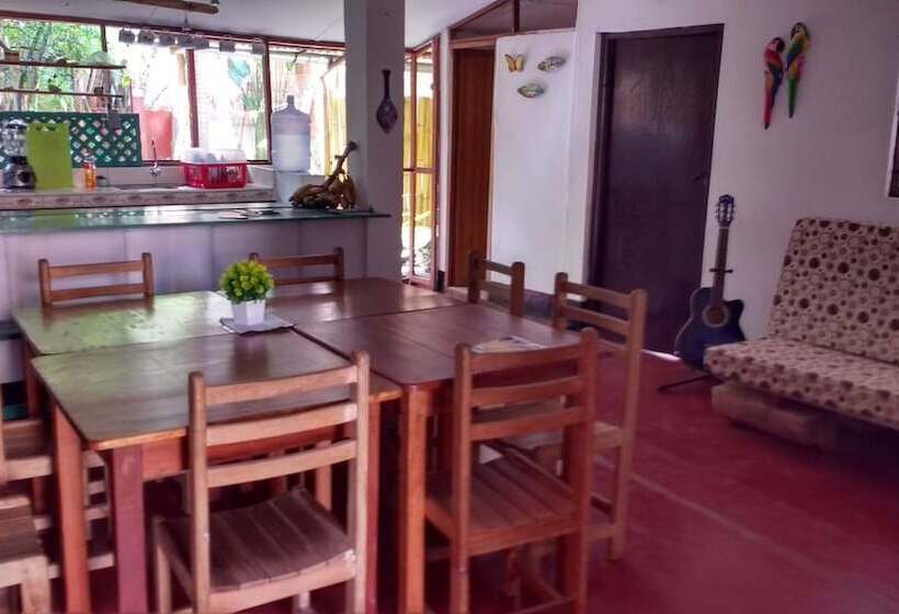 Bambu Backpackers Hostel Adults Only