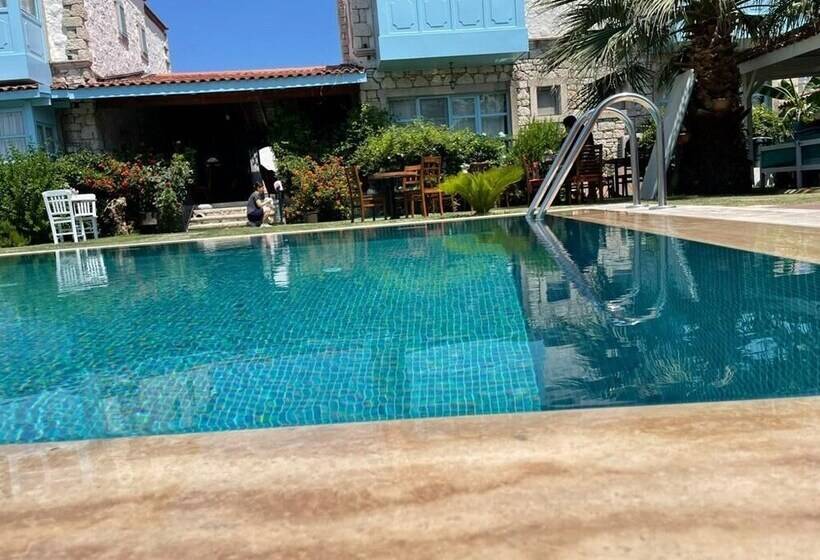 Bed and Breakfast Dört Mevsim Alaçatı Otel