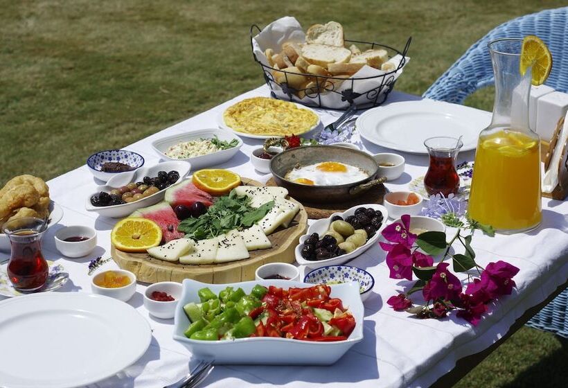 Bed and Breakfast Dört Mevsim Alaçatı Otel