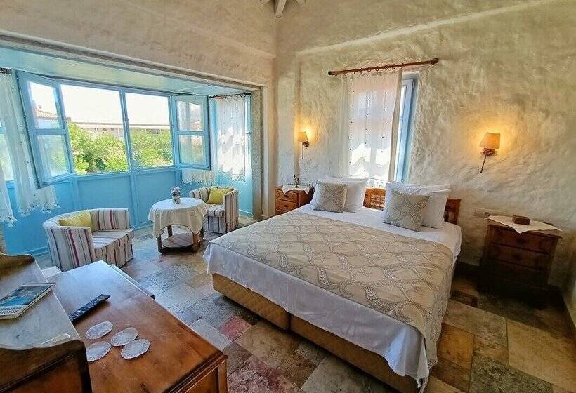 Bed and Breakfast Dört Mevsim Alaçatı Otel