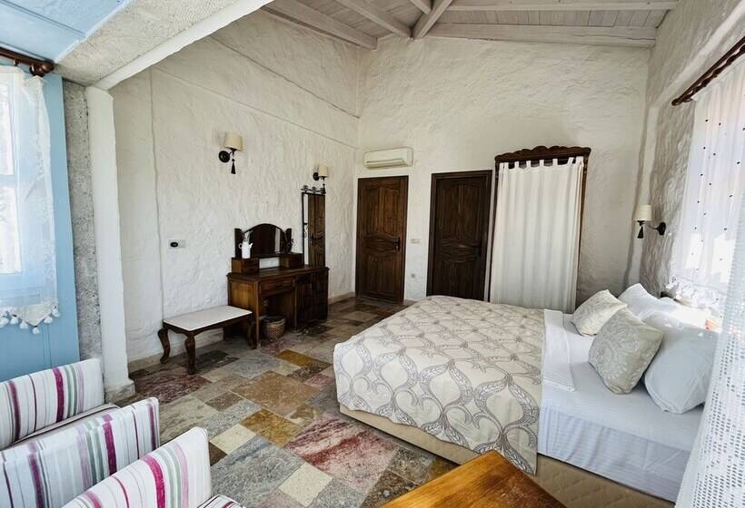 Bed and Breakfast Dört Mevsim Alaçatı Otel