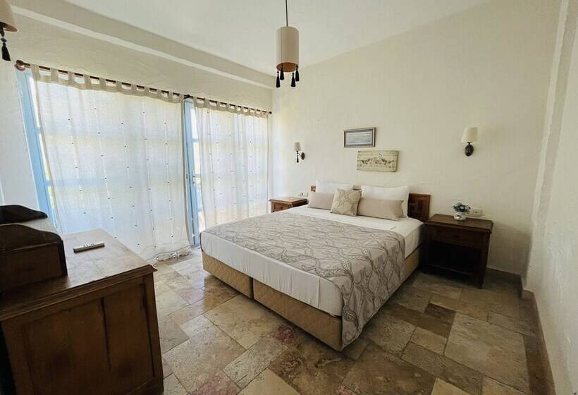 Bed and Breakfast Dört Mevsim Alaçatı Otel