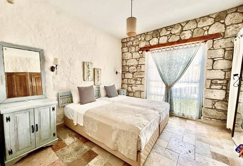 Bed and Breakfast Dört Mevsim Alaçatı Otel