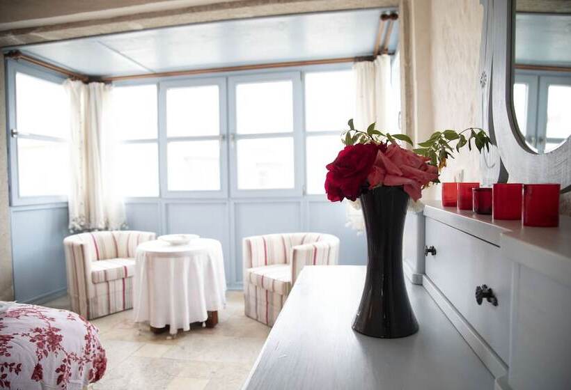 Bed and Breakfast Dört Mevsim Alaçatı Otel