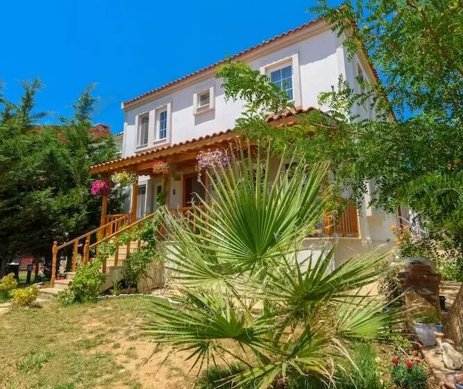 تختخواب و صبحانه Le Mansion Otel