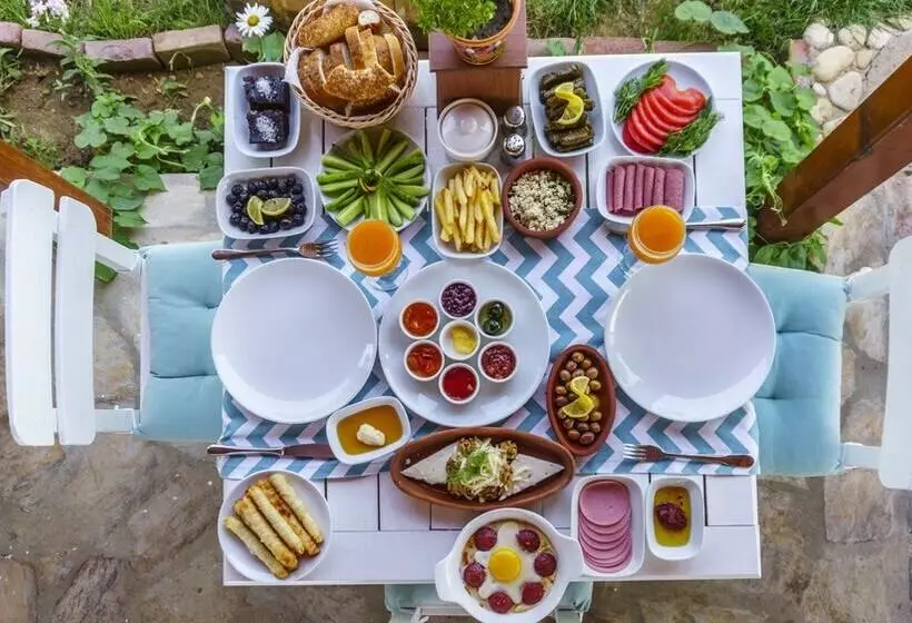 تختخواب و صبحانه Le Mansion Otel