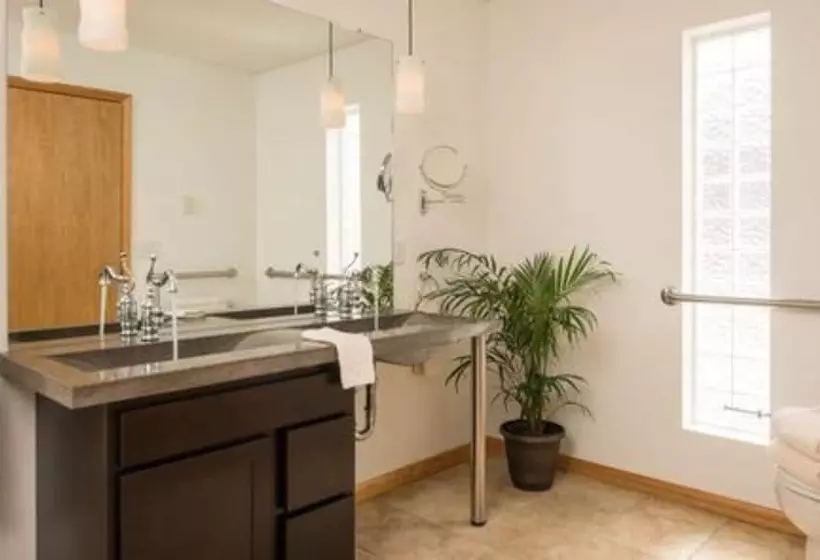 Aamiaismajoitus (B&B) River Spring Lodge