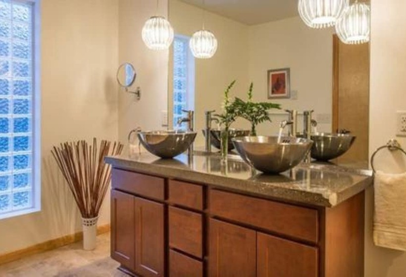 צימר River Spring Lodge