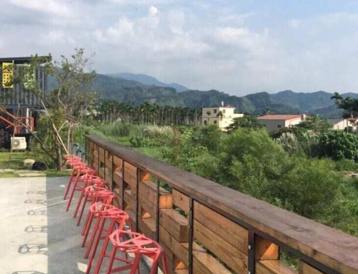 تختخواب و صبحانه Sunlife X Sunshine