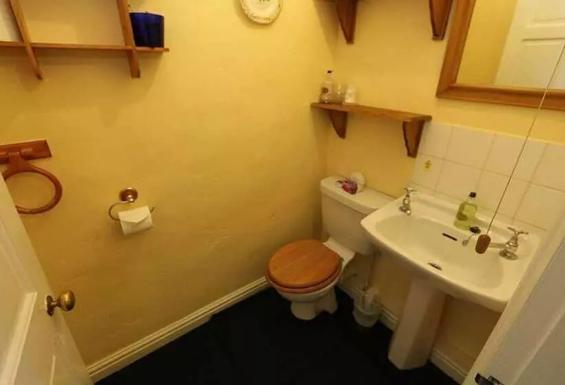 Aamiaismajoitus (B&B) Ternhill Farm House