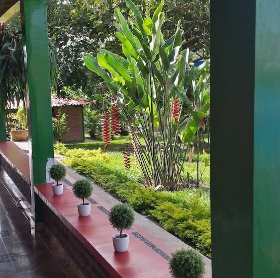 Hostal Campestre El Tesorito