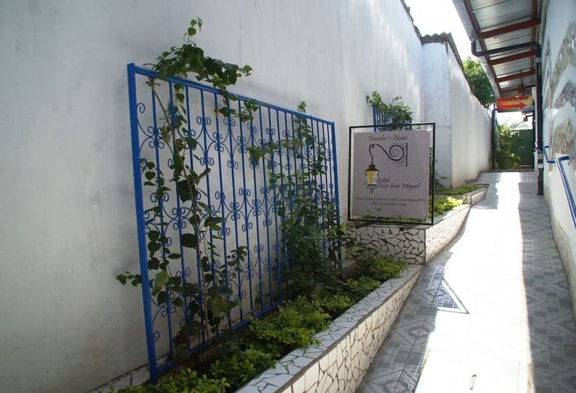 Hostal Casa San Miguel Traveler S House