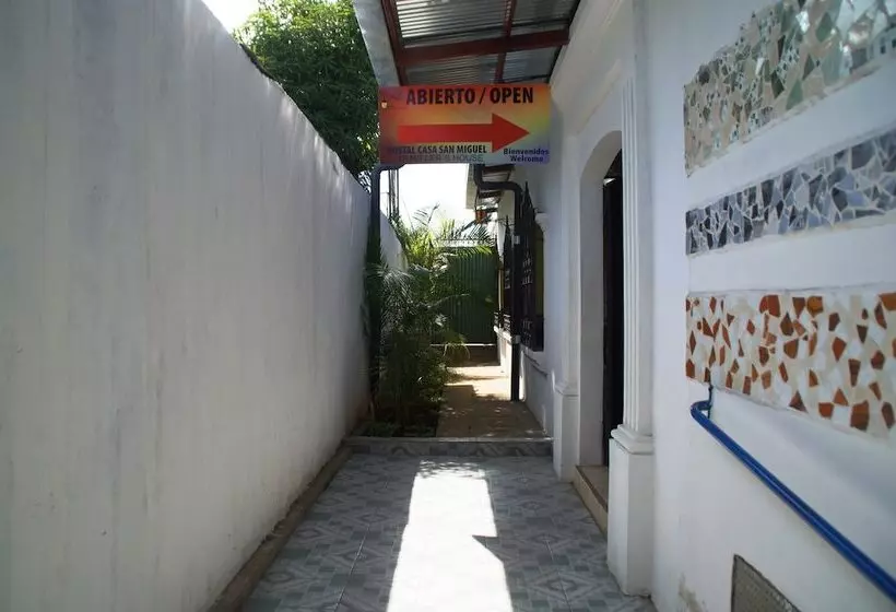 Hostal Casa San Miguel Traveler S House