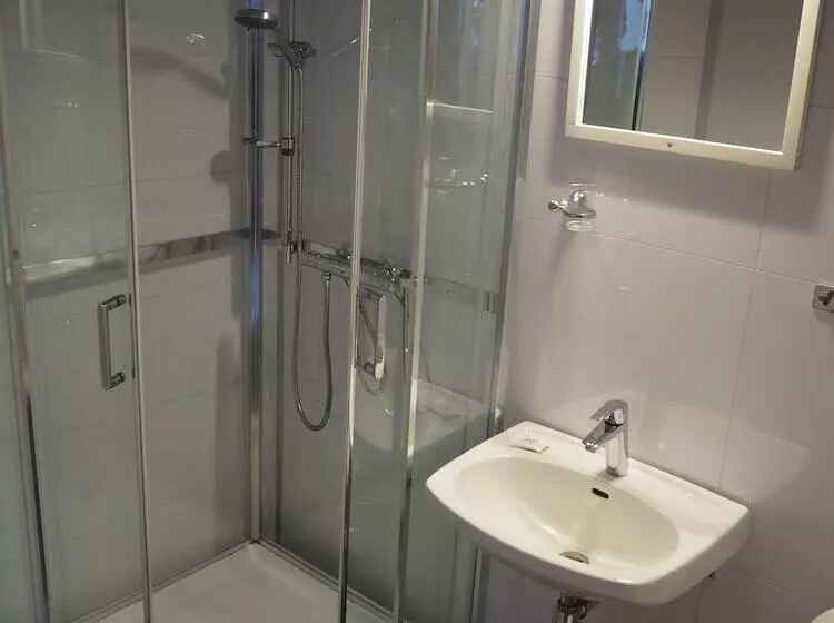 簡易ホテル Veggli Vertshus