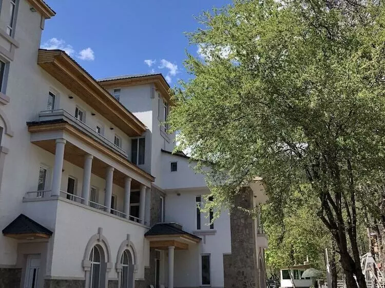 هتل Abastumani Residence