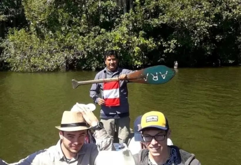 ホテル Ecolucerna Lodge Tambopata