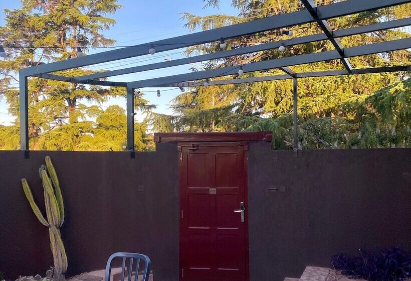 هتل Eze Inn Boutique