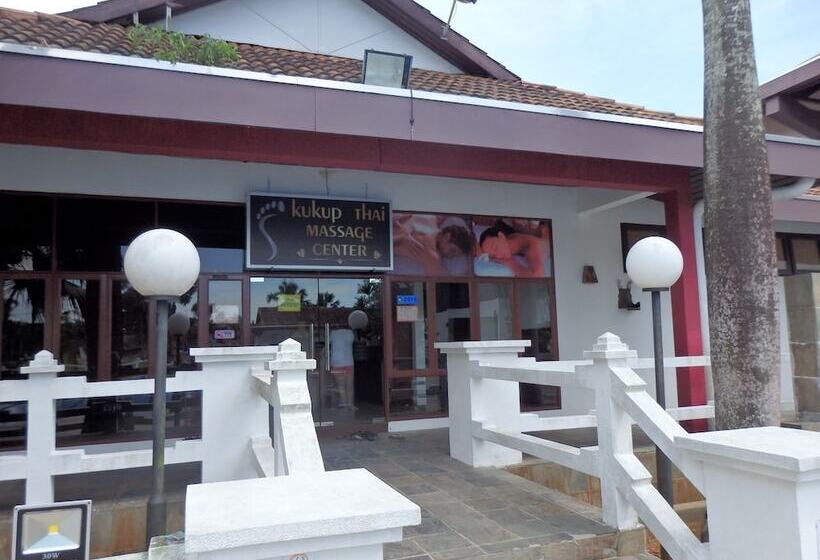 בית מלון כפרי Kukup Golf Resort