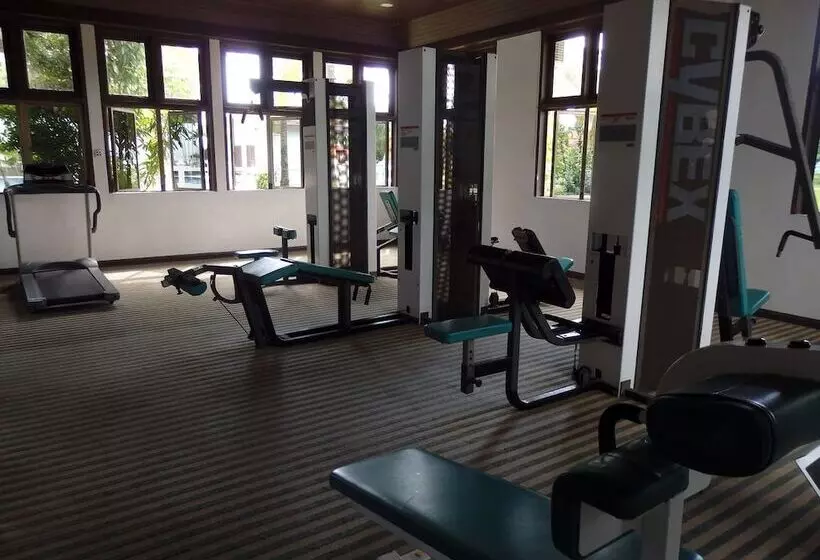 Hotelli Kukup Golf Resort